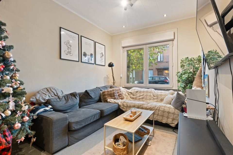 KNUSSE GEZINSWONING MET GARAGE EN ZONNEPANELEN IN SINT-TRUIDEN foto 9