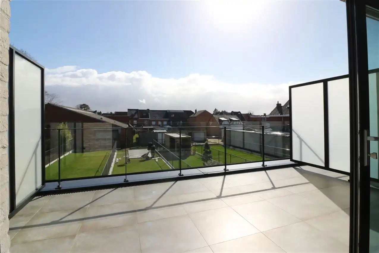 Nieuwbouwappartement met groot zuidgericht terras, 2 slpk. en autostaanplaats binnen foto 15