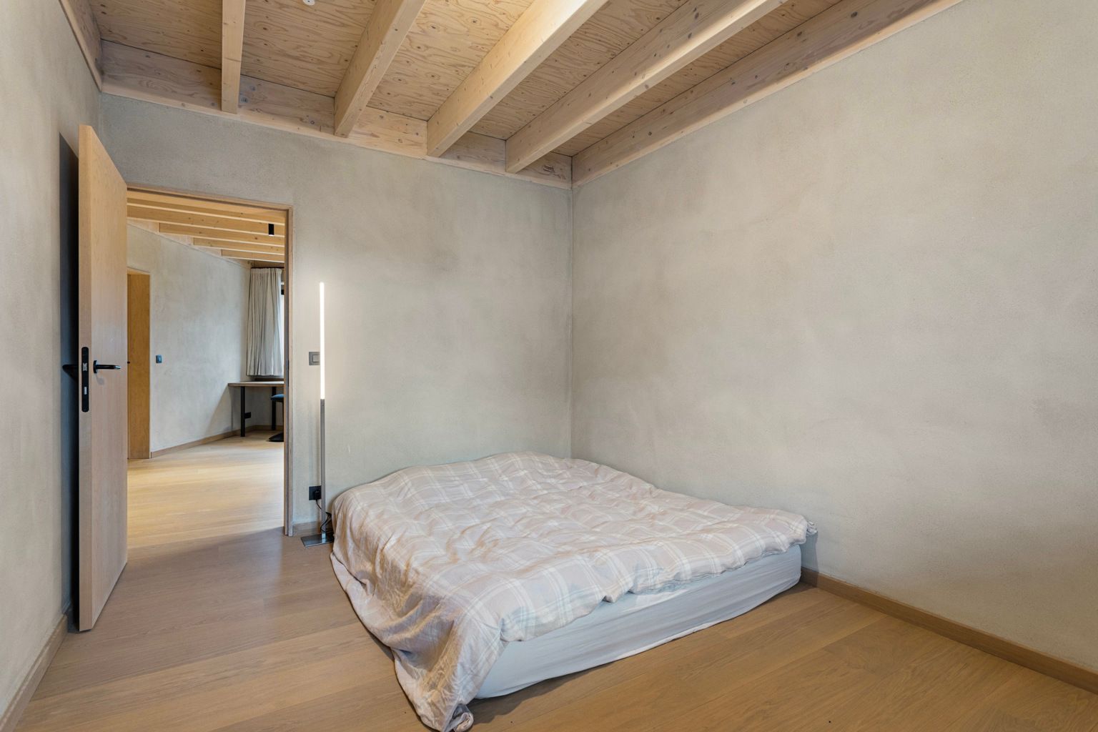 PRACHTIGE ARCHITECTEN DUPLEX WOONST onder registratie  foto 27
