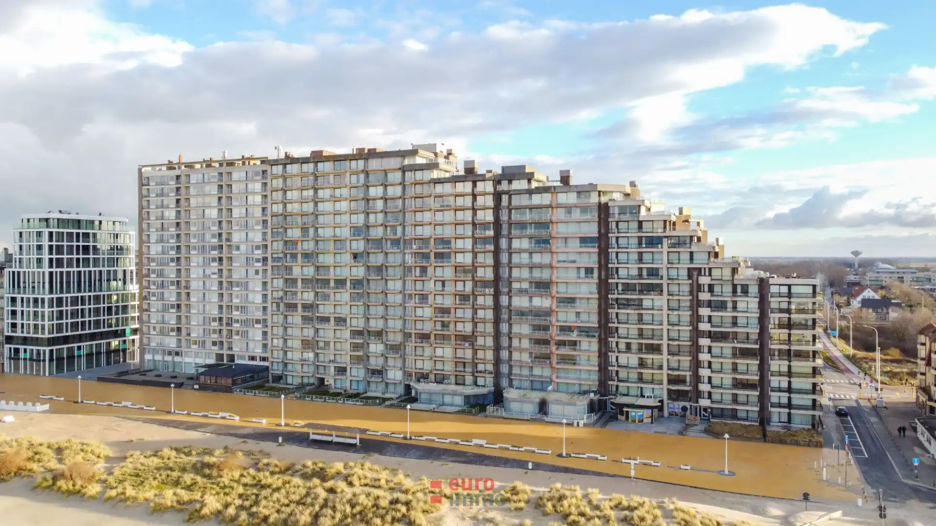 Studio met slaaphoek op een wel zéér exclusieve hoogte! foto 2