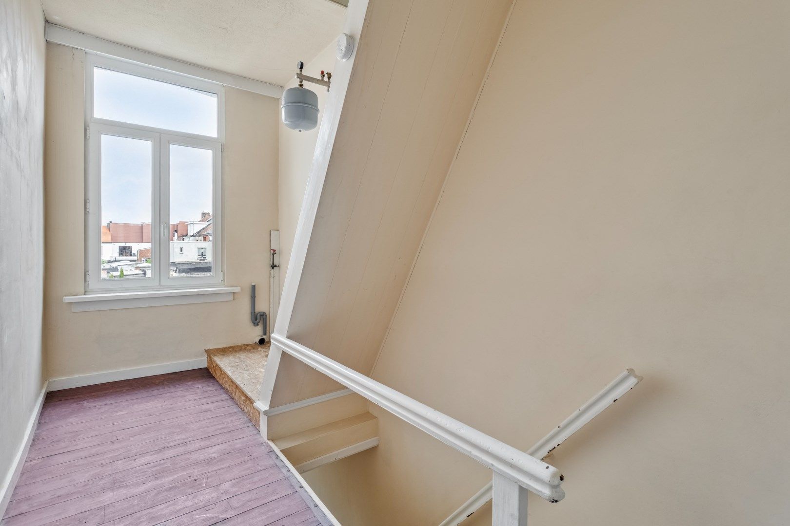 Veelzijdig handelshuis met woonst in hartje Ekeren foto 10