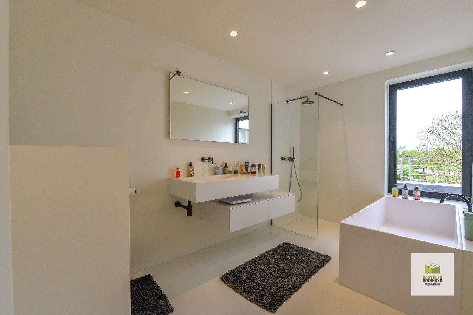 Exclusieve moderne en energiezuinige villa op 950m2 te centrum Wingene foto 22