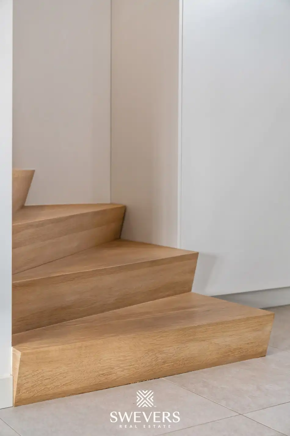 Imposante BEN-villa met luxe-afwerking foto 20