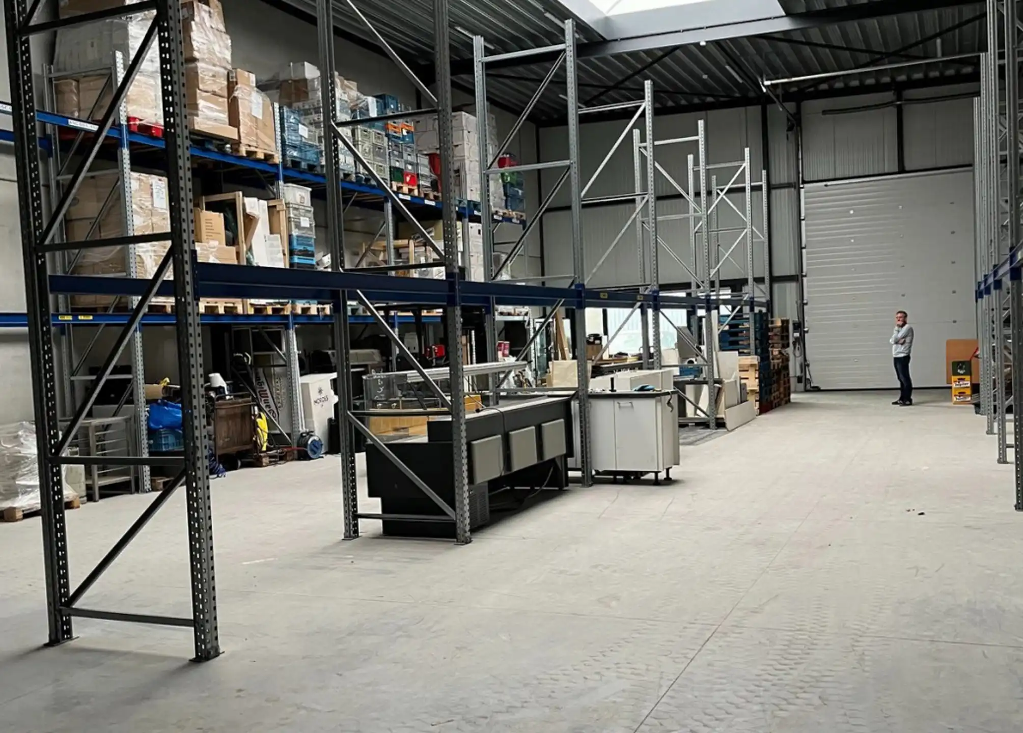 Nieuwbouw magazijn 332m²  met instapklare kantoren 170m² foto 9