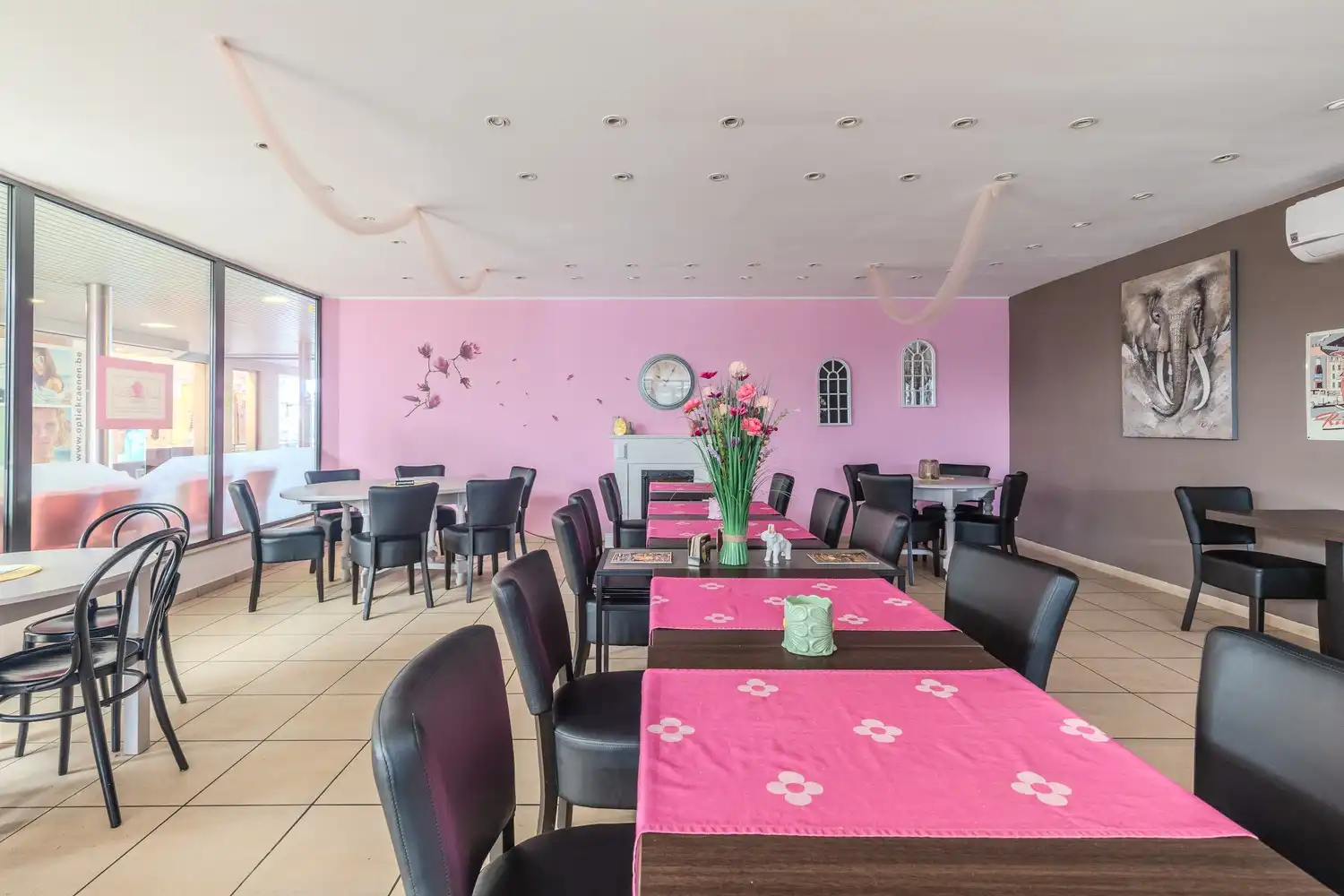 Handelspand met diverse mogelijkheden in hartje Lanaken foto 13