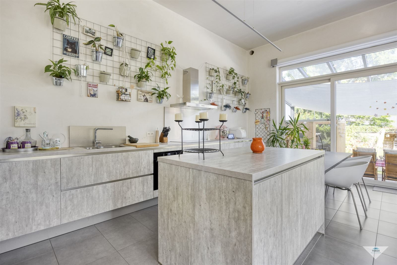 Instapklare gezinswoning met 5 slaapkamers op toplocatie  foto 3