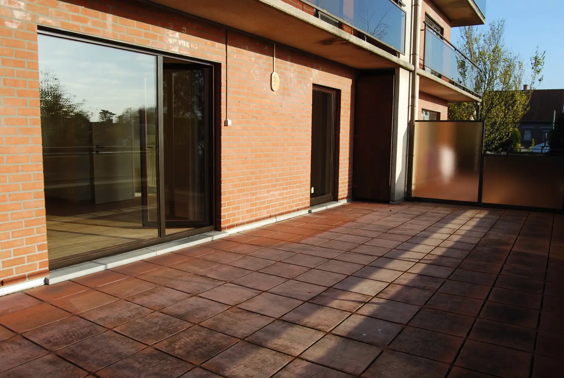 ÉÉNSLAAPKAMERAPPARTEMENT MET RUIM TERRAS foto 8