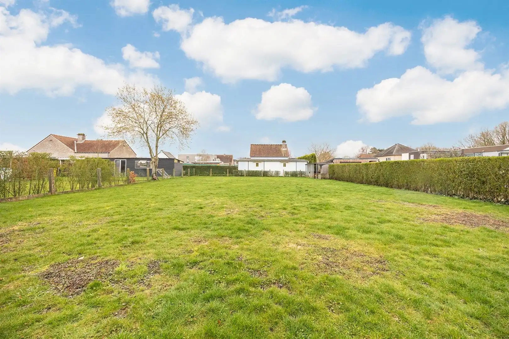 Instapklare laagbouwwoning op een rustige locatie.  foto 2