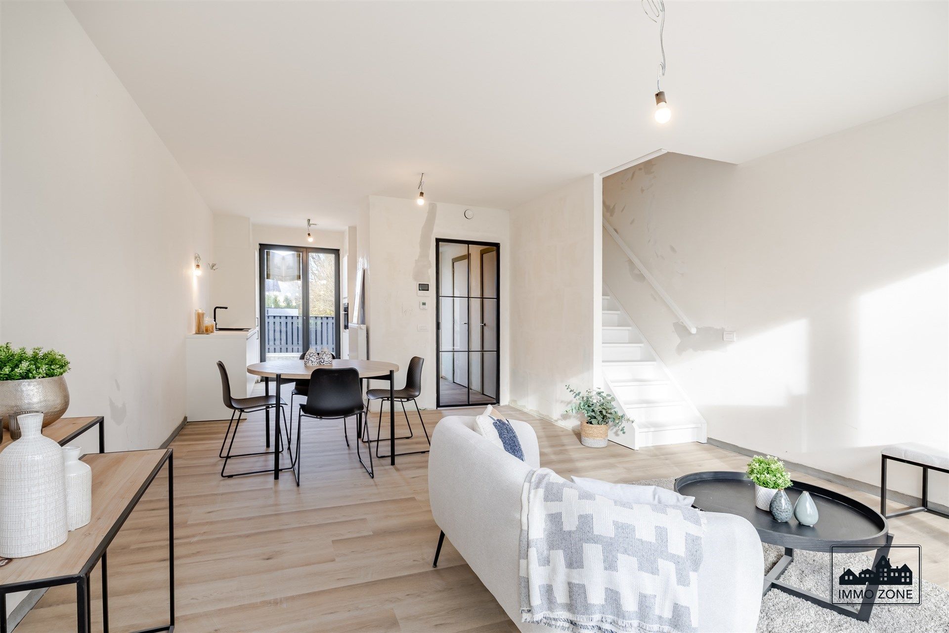 Unieke nieuwbouwwoning onder registratierechten! foto 8