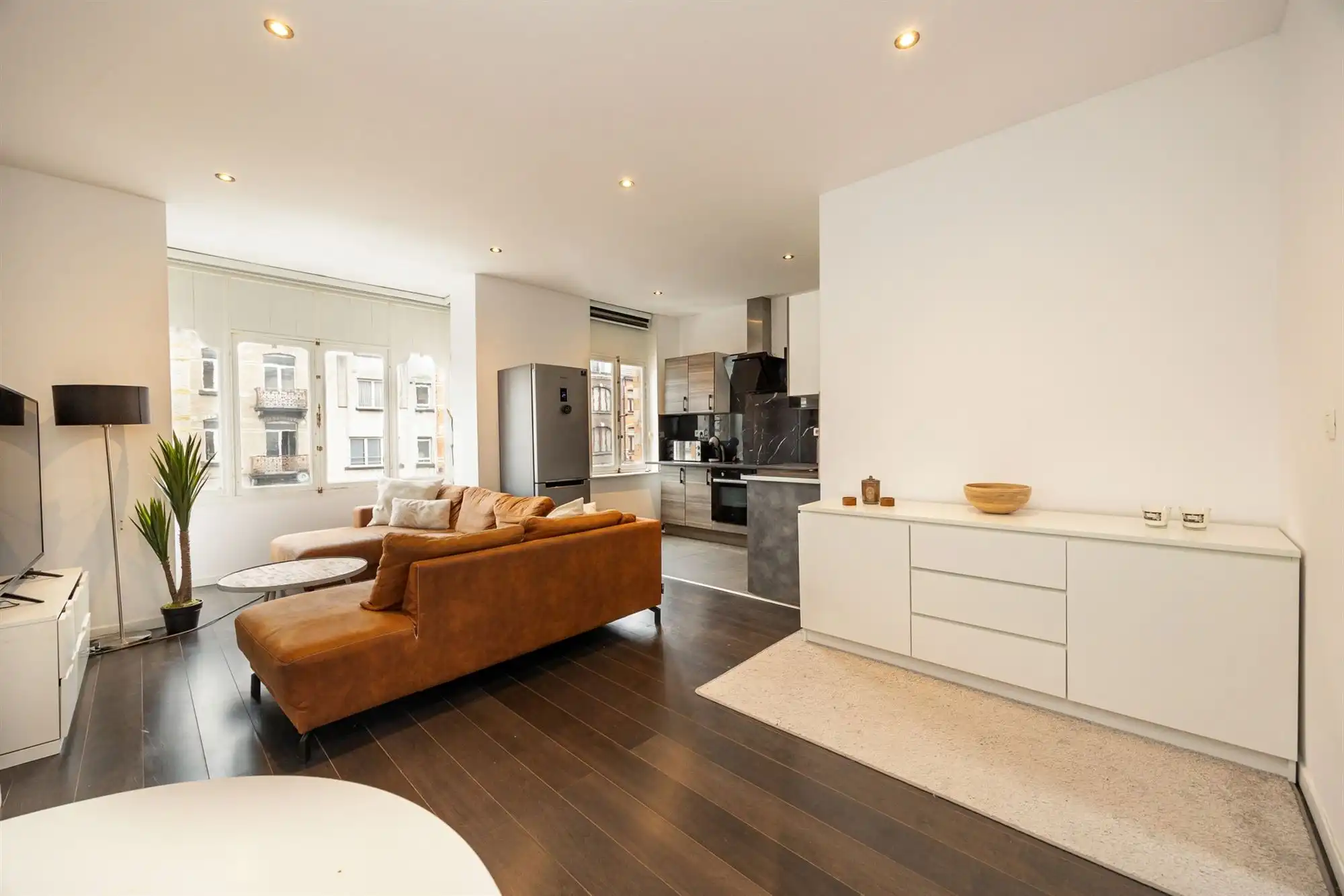 Hoofdfoto van de publicatie: Instapklaar en lichtrijk appartement op TOPlocatie