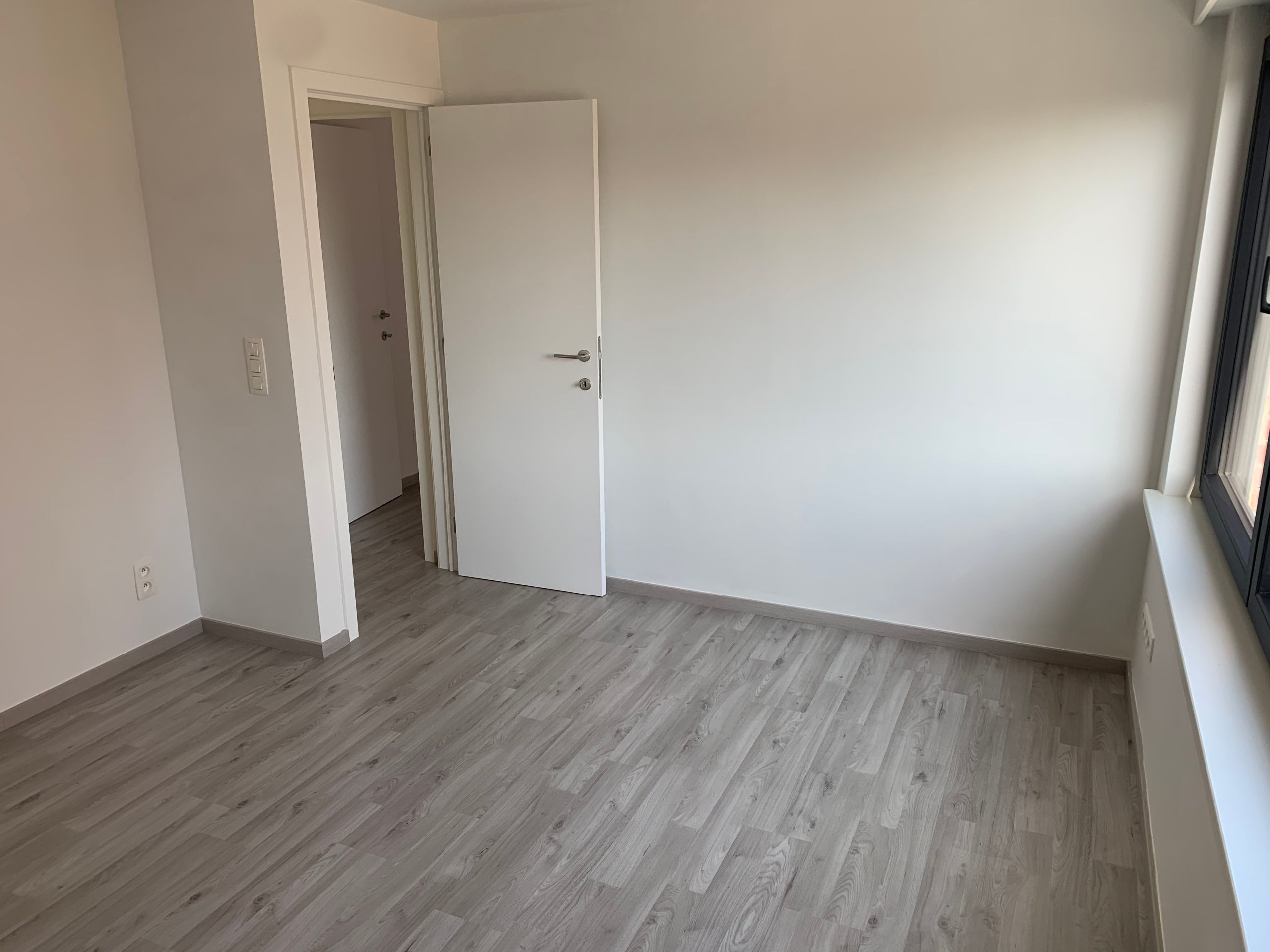 Volledig gerenoveerde halfopen bebouwing foto 17