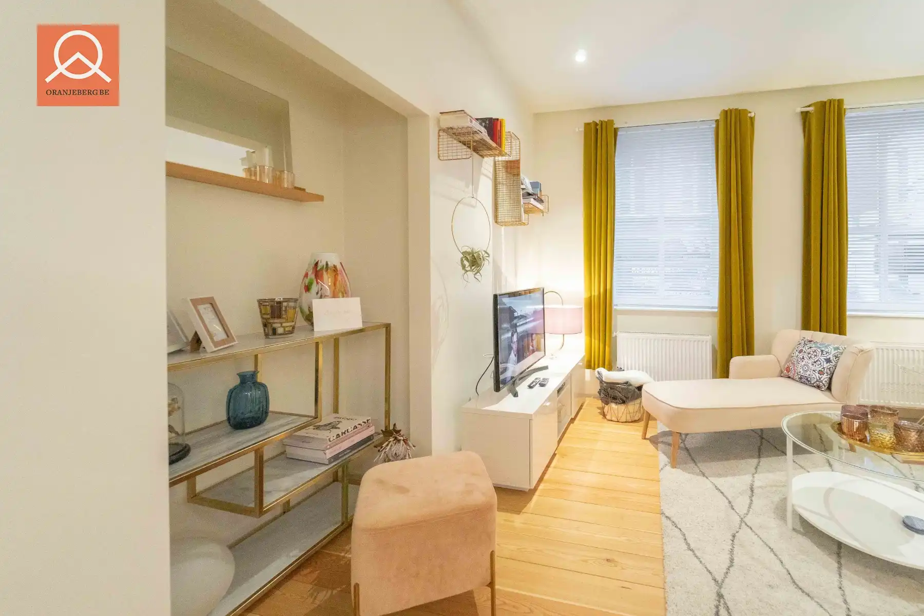 Prachtig gerenoveerd 2 slaapkamerappartement vlakbij de Vrijdagmarkt foto 6