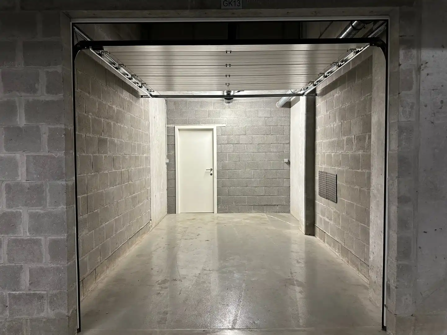Garage te huur Rodenonnenstraat 1 -/GK13 - 8000 Brugge