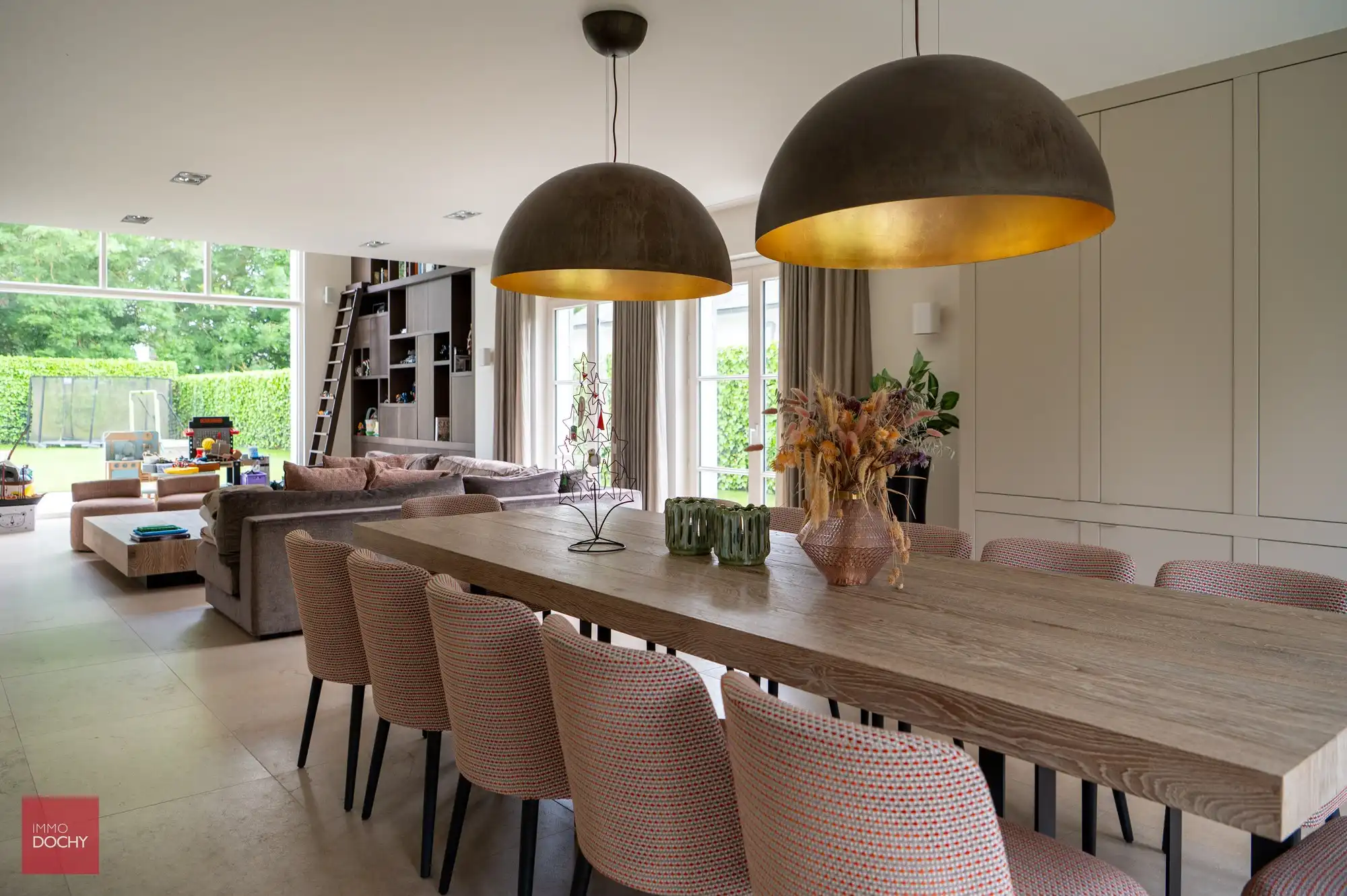 Centraal gelegen recente LUXE - VILLA met praktijkruimte in groene omgeving | Hernieuwenstraat foto 3