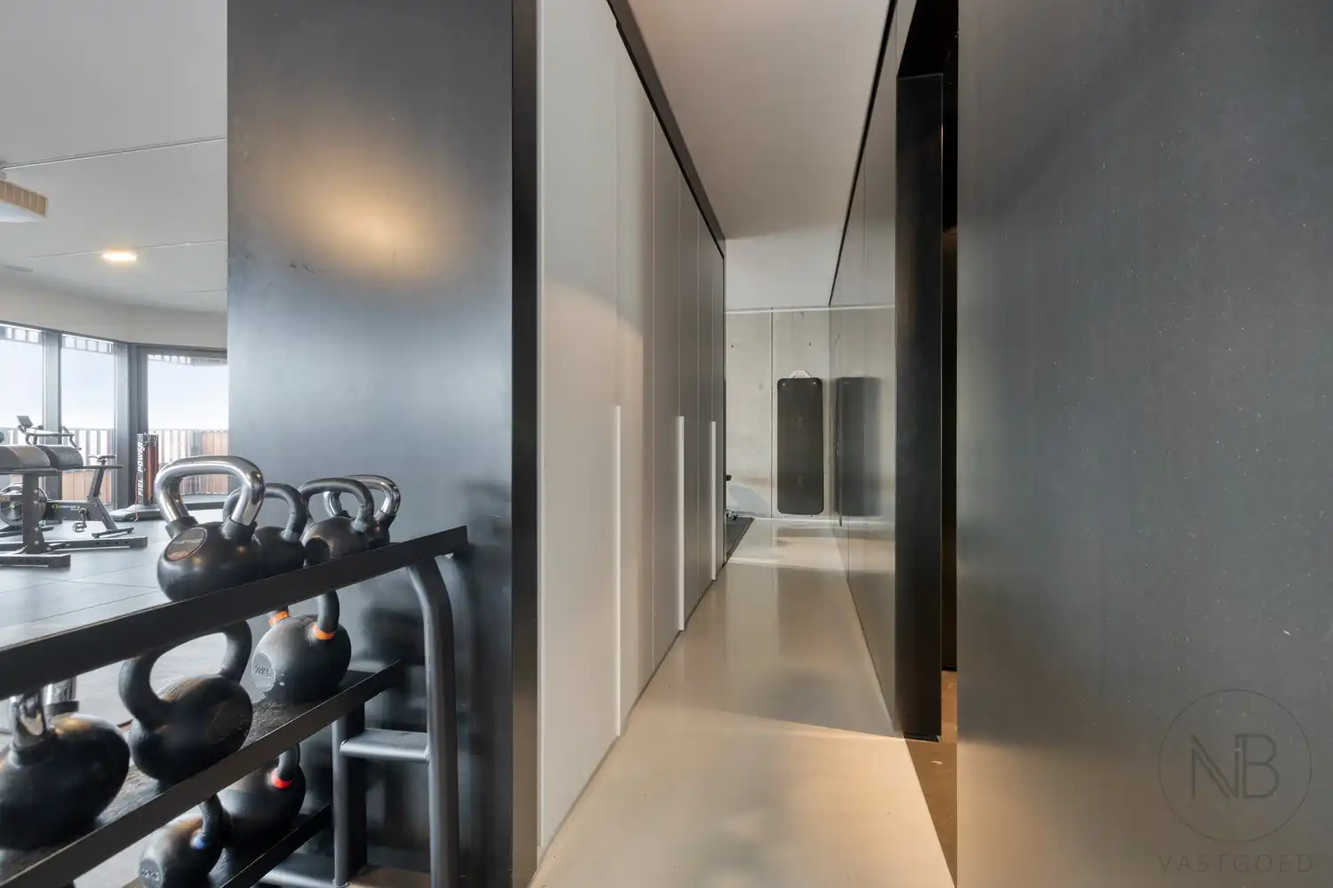 Instapklaar bedrijfsruimte van ca. 420 m² in het Botta-gebouw foto 22