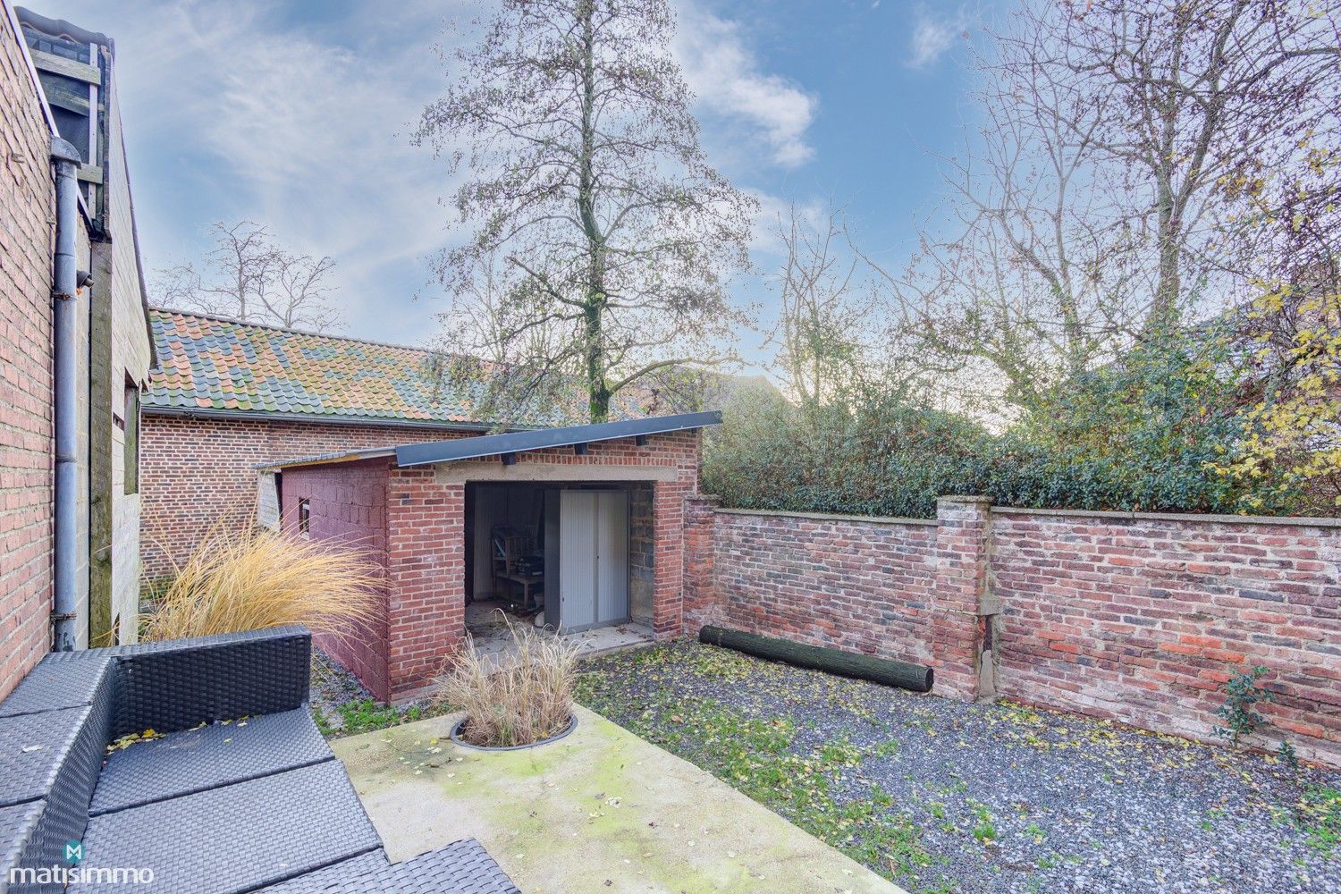 GROTENDEELS GERENOVEERDE GEZINSWONING MET ZUIDGERICHTE TUIN IN MILLEN foto 25