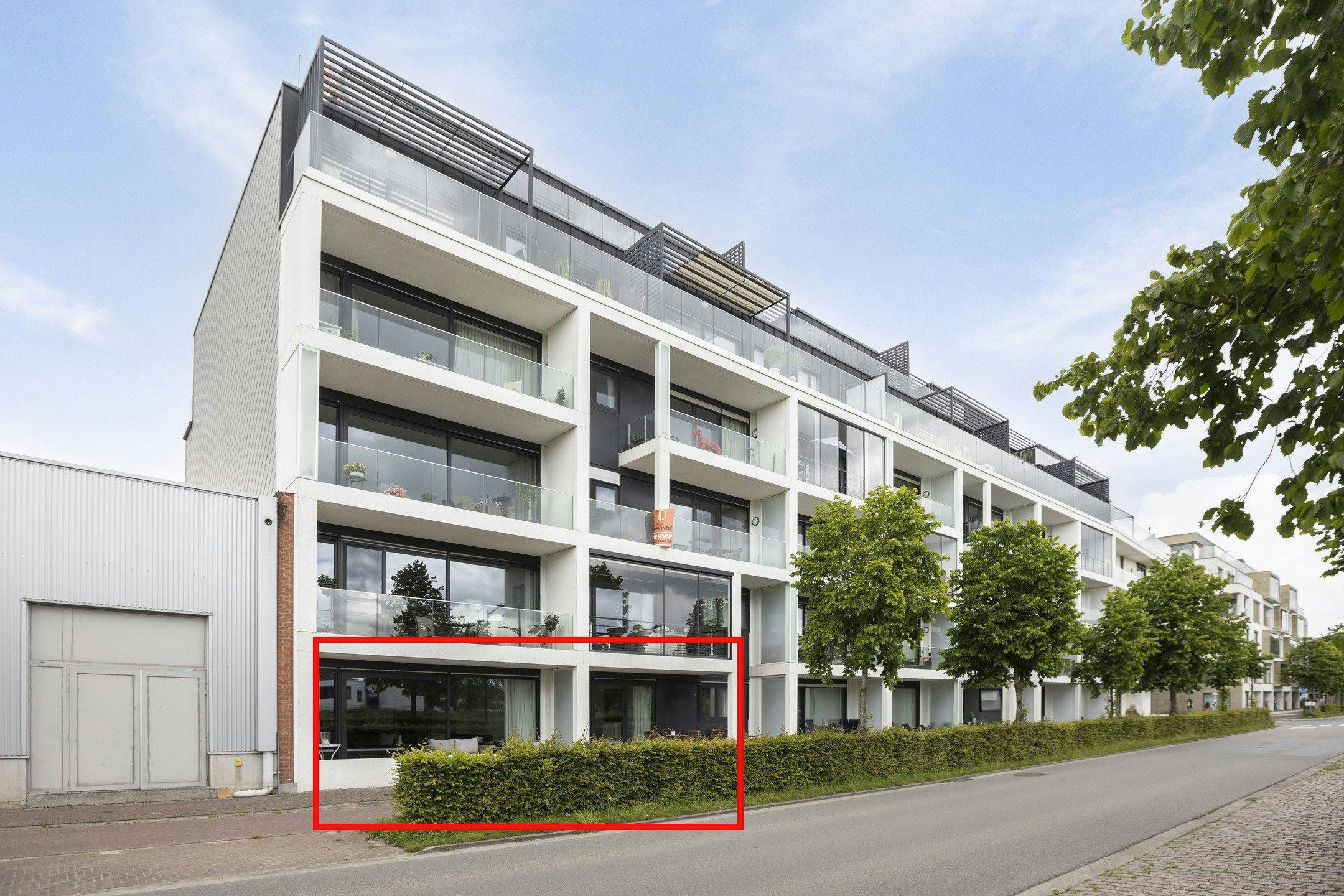 Ruim appartement met zicht op de Schelde in Oudenaarde  foto {{pictureIndex}}