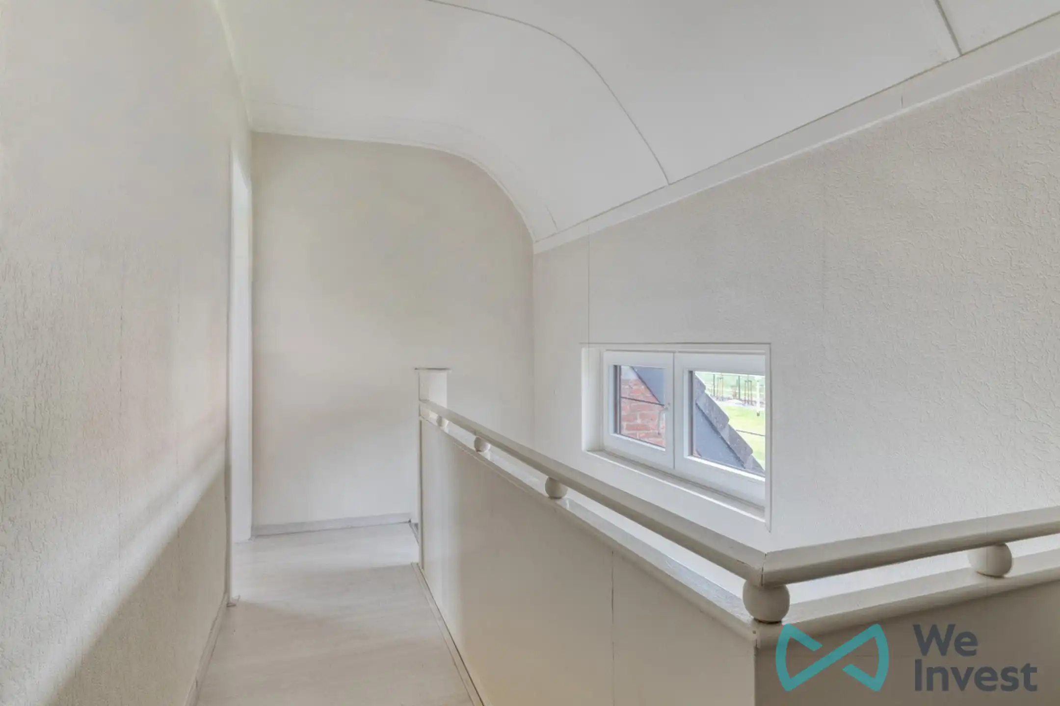 Vernieuwde woning met weiland en mogelijke praktijkruimte foto 16