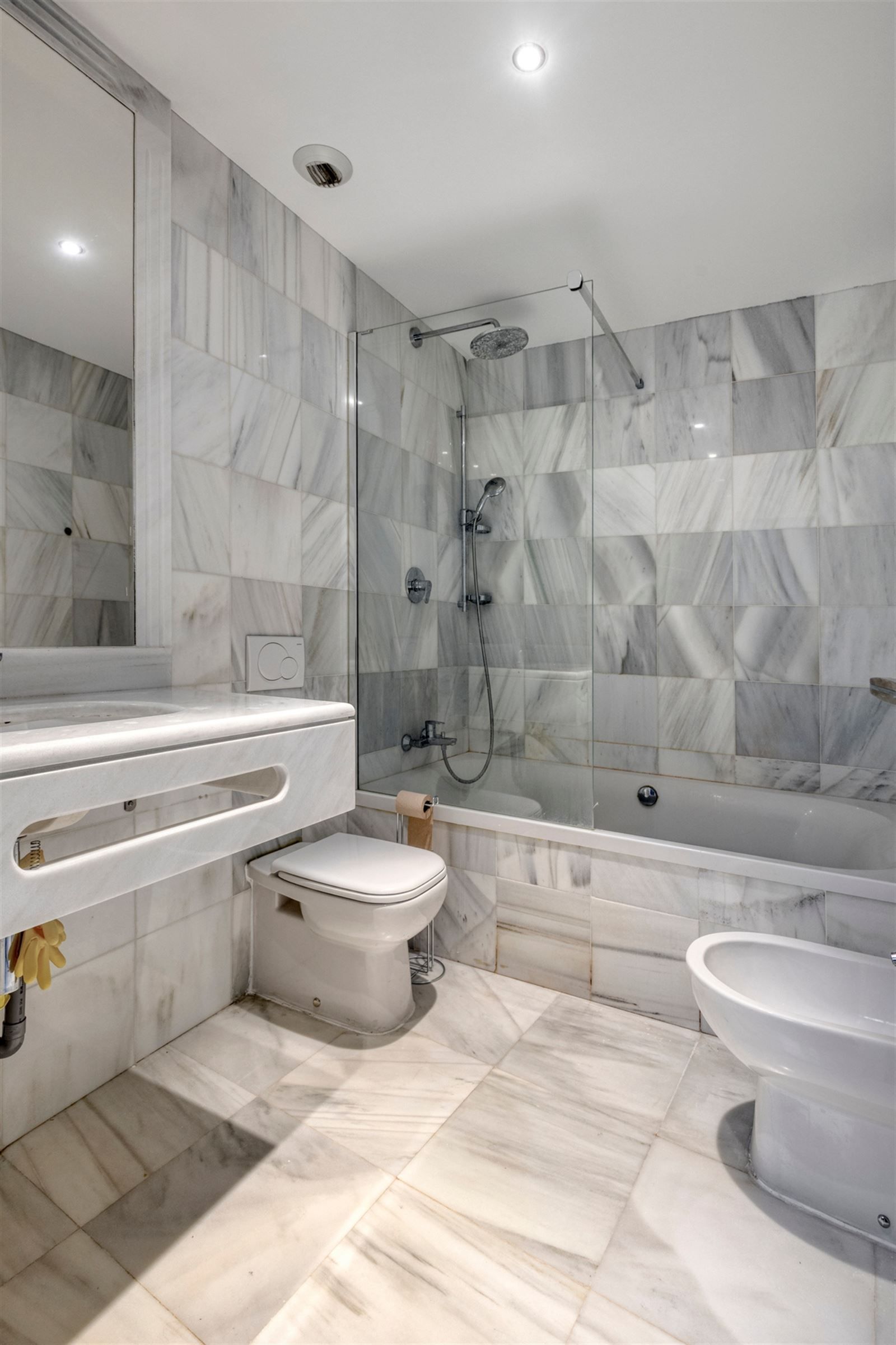 For the shop aholics between us: Meir shopping street foto 18