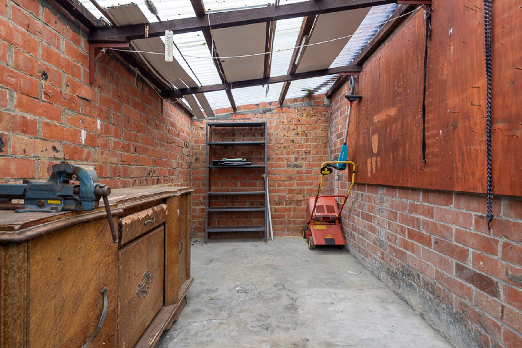 Halfopen bebouwing met 3 slpks, tuin en garage in Evergem foto 23