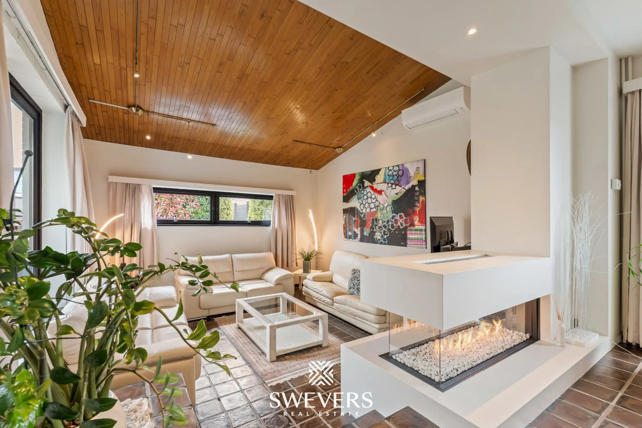 Authentieke villa met praktijkruimte en grote tuin te Hoepertingen foto 4