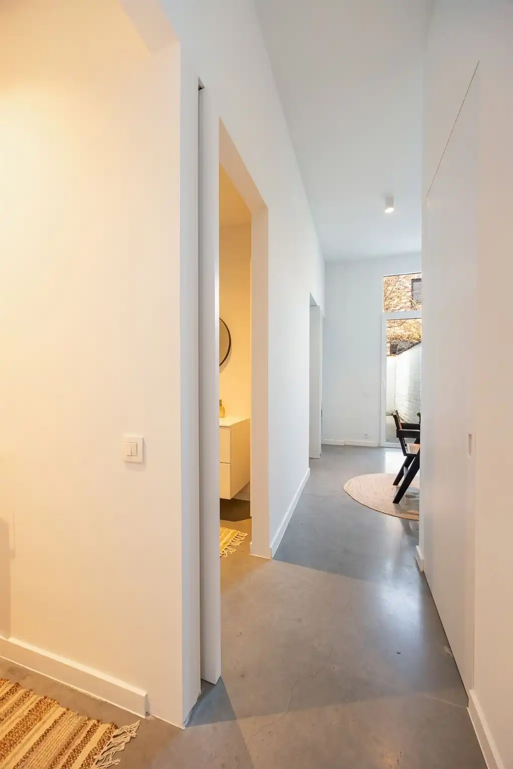 Gerenoveerd gelijkvloers appartement met stadstuin foto 5