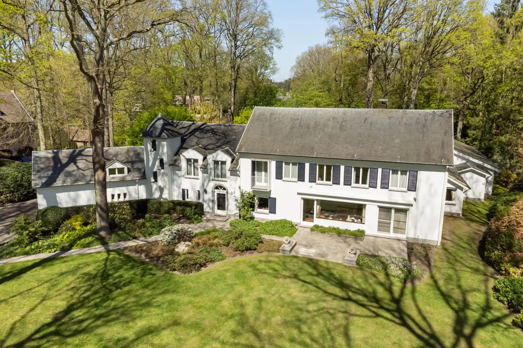 KASTEELVILLA MET BINNENZWEMBAD OP 7.233M² foto 2