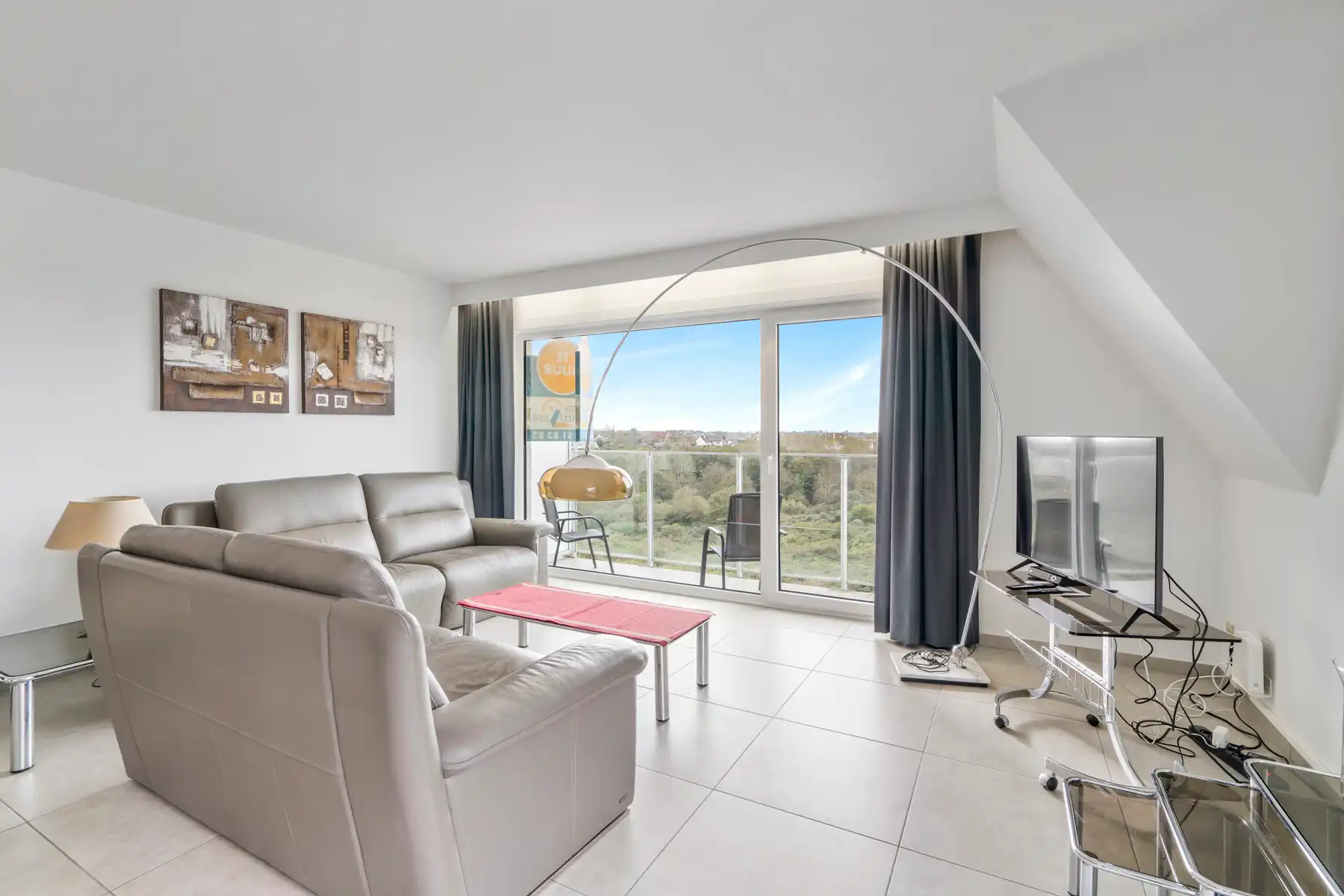 2-slaapkamerappartement met uniek duinenzicht Oostduinkerke foto 2