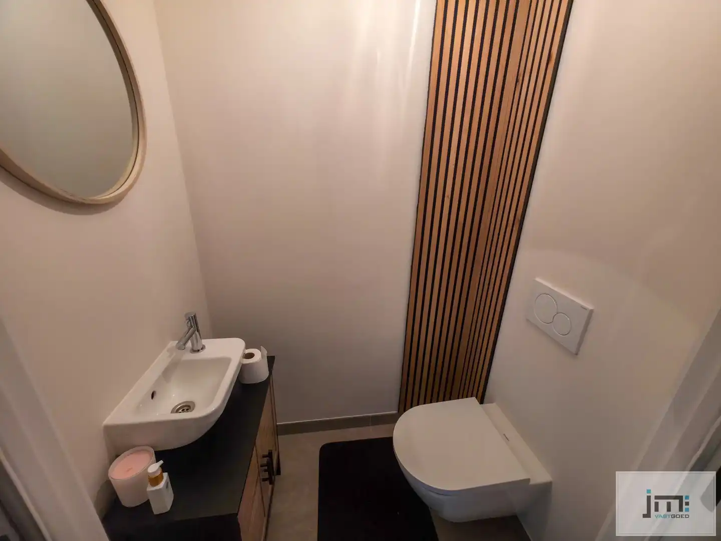 Uniek appartement met kelderberging en autostaanplaats foto 7