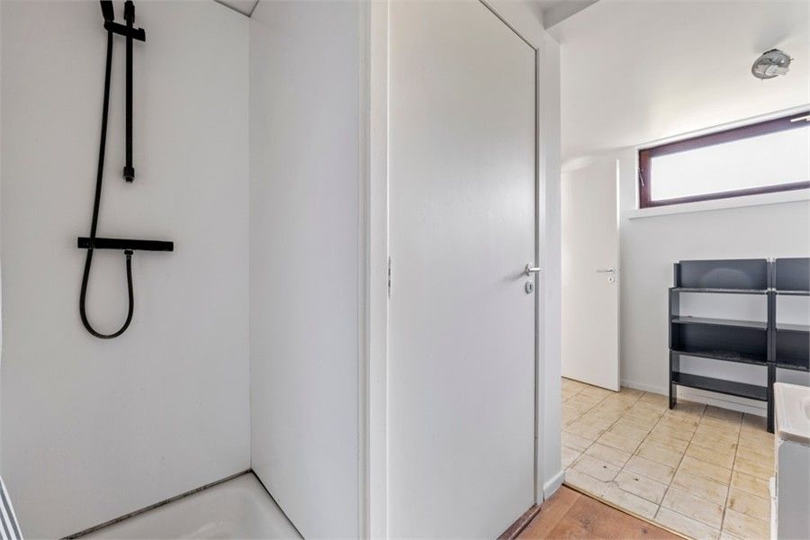 RUIM TE RENOVEREN PAND MET VEEL POTENTIEEL IN HET GEZELLIGE ZEPPEREN foto 29
