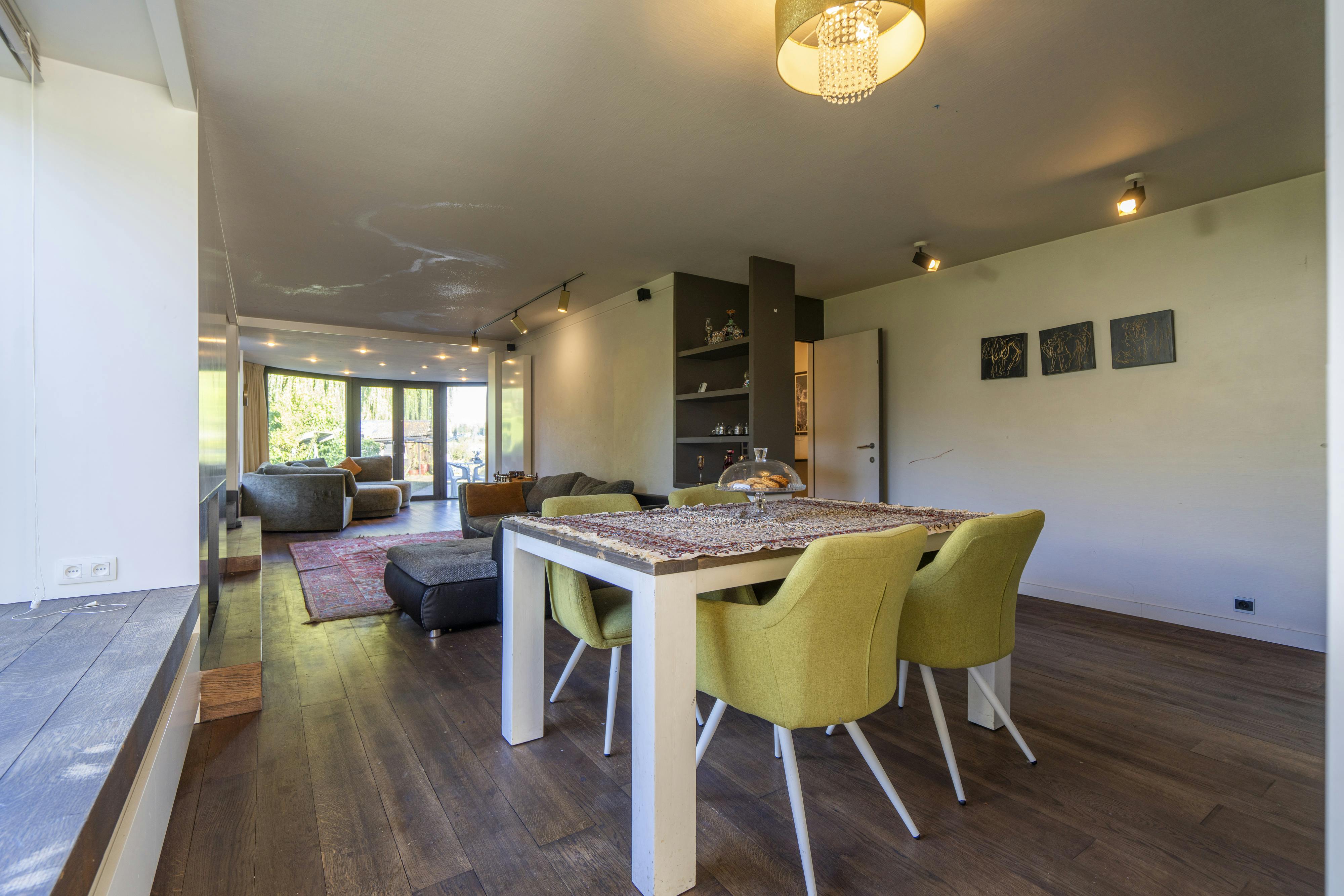 Ruim huis te koop in kortrijk met tuin en 4 slaapkamers foto 3
