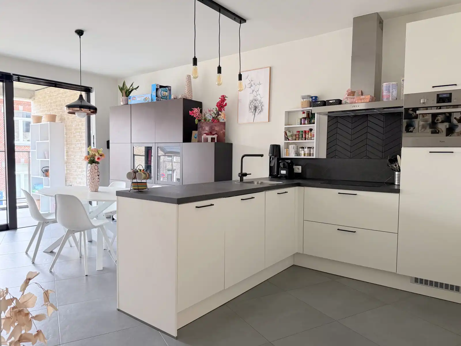 Instapklaar 2-slaapkamerappartement foto 5