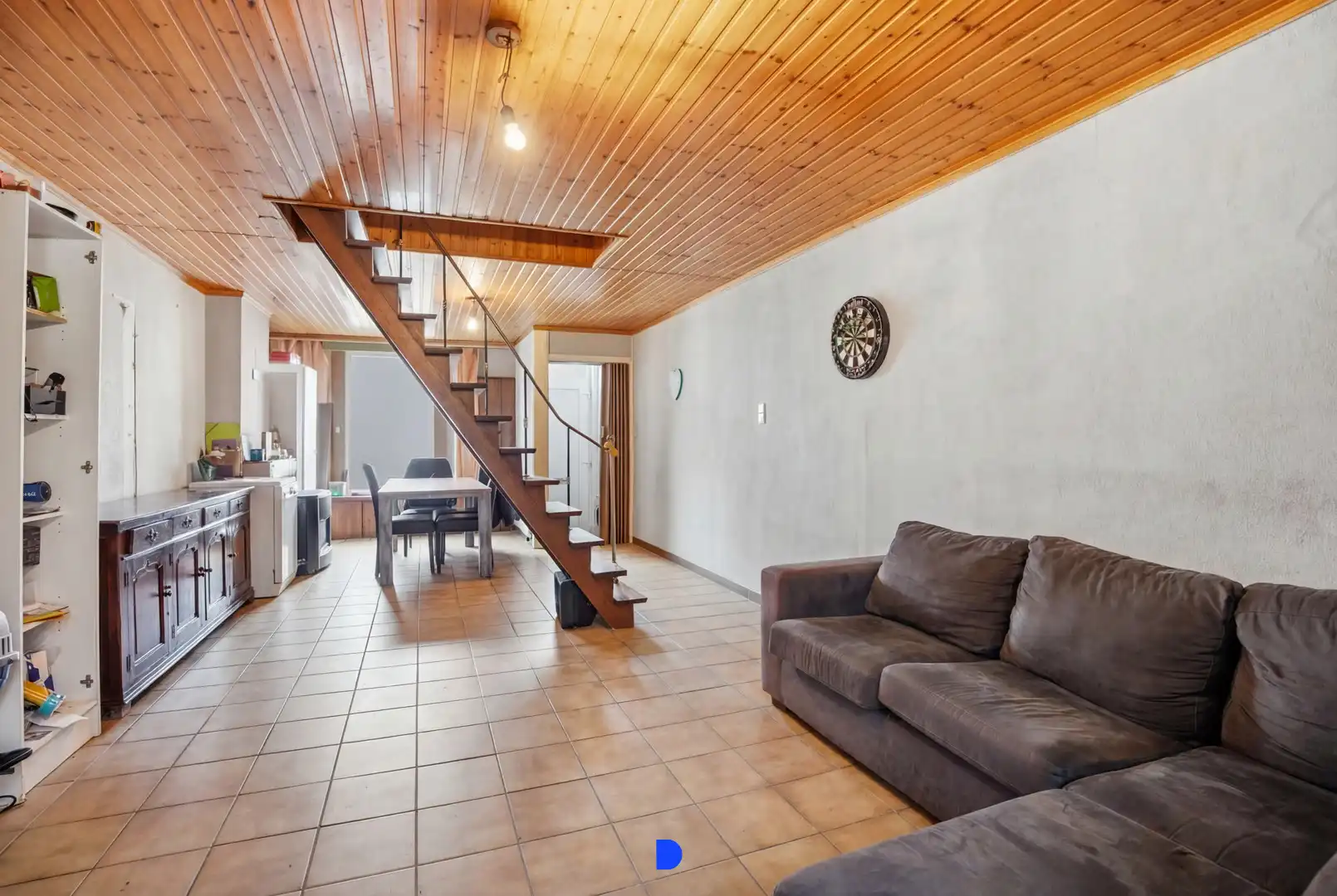 Centraal gelegen rijwoning foto 3