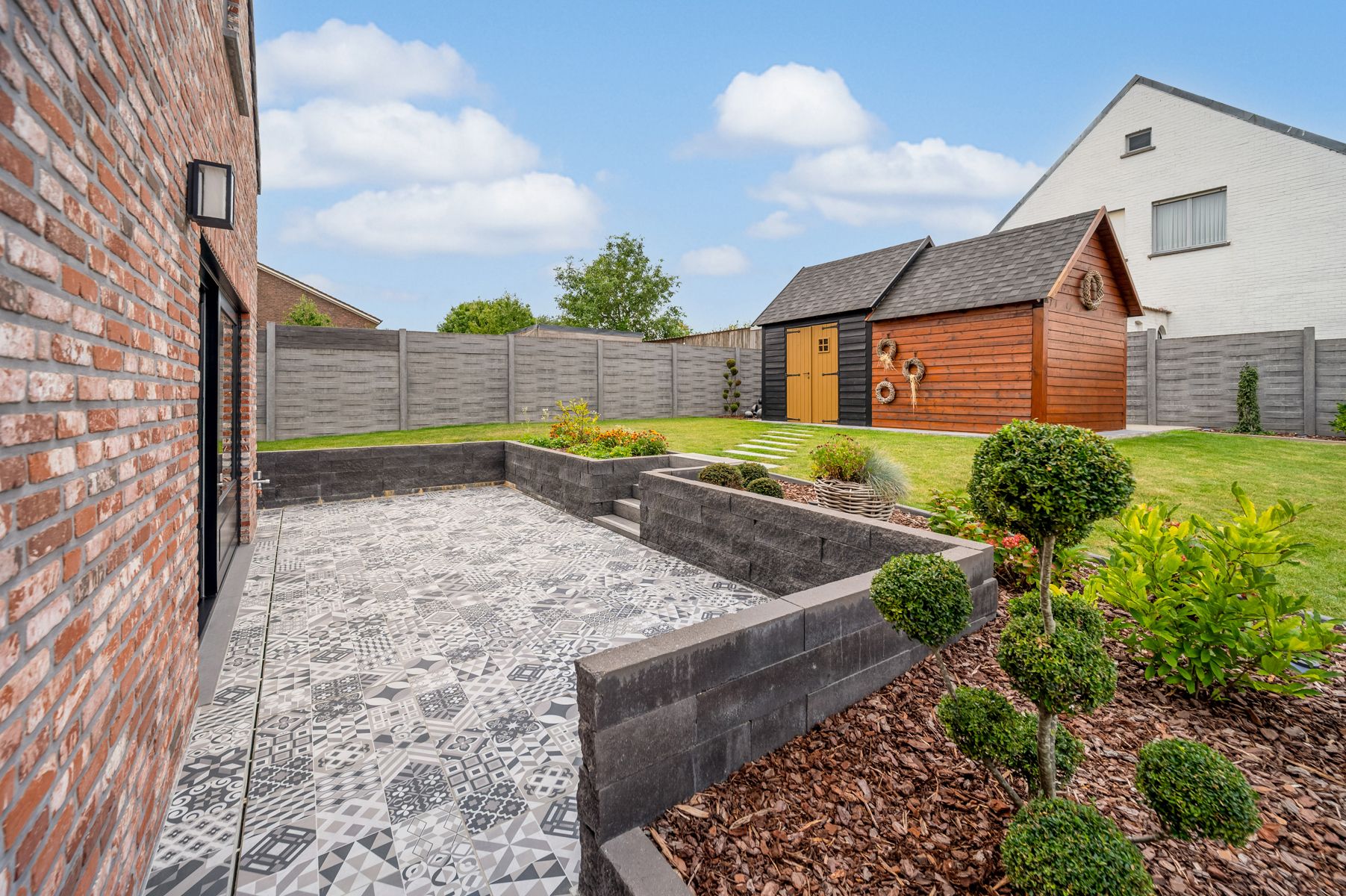Recente (2020) open bebouwing met tuin en 3 slaapkamers foto 27