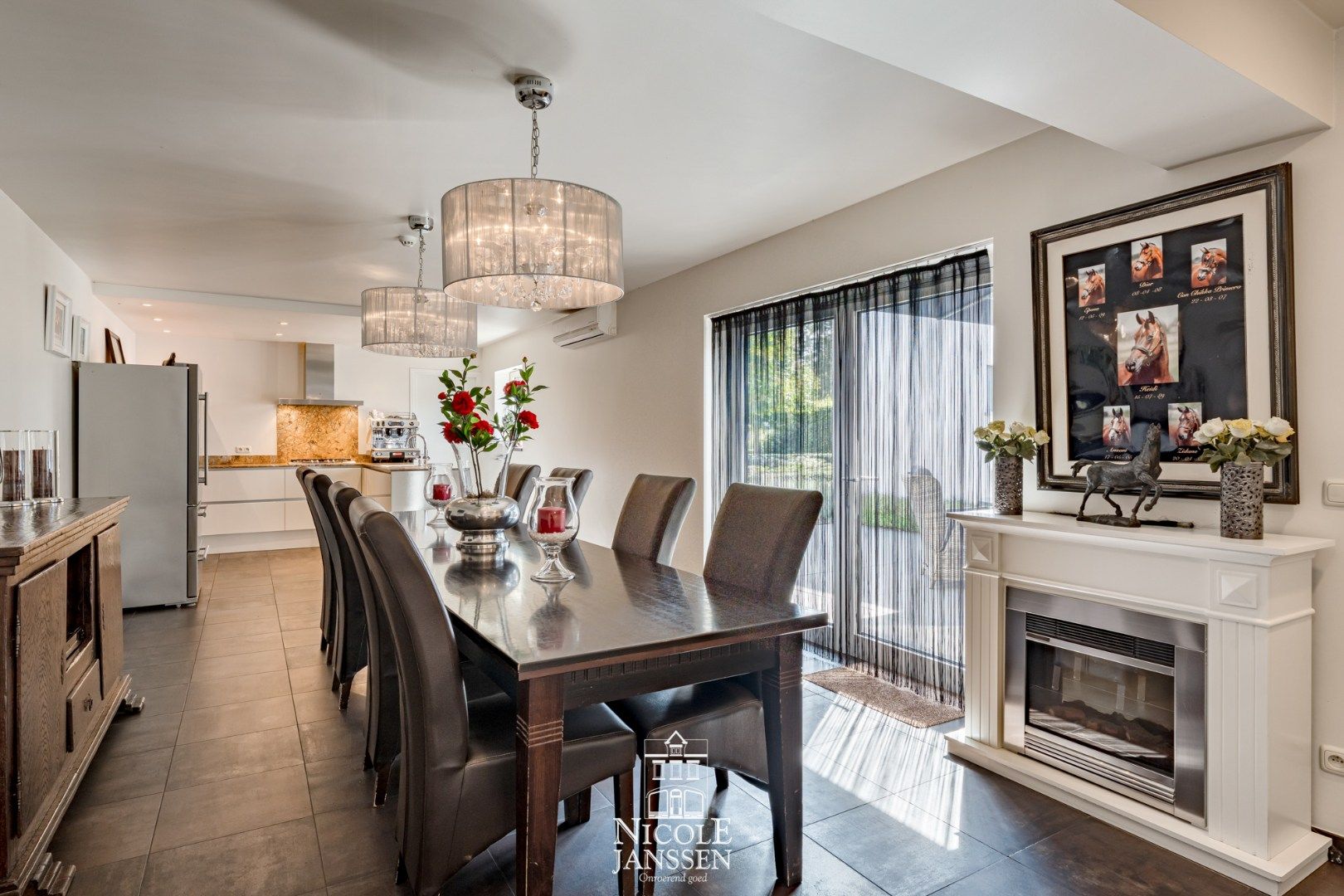 Moderne riante woning met paardenstallen en uitgestrekte weiden foto 21