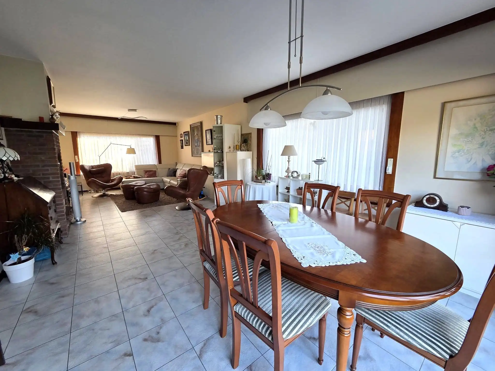 Schitterende 3-gevelwoning met 4 slaapkamers en 2 badkamers. foto 6