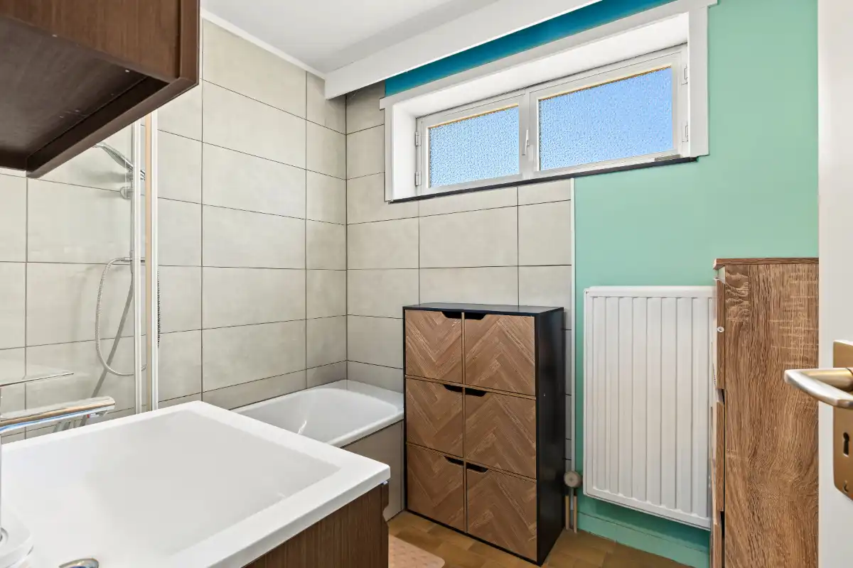 Instapklare gezinswoning met garage foto 9