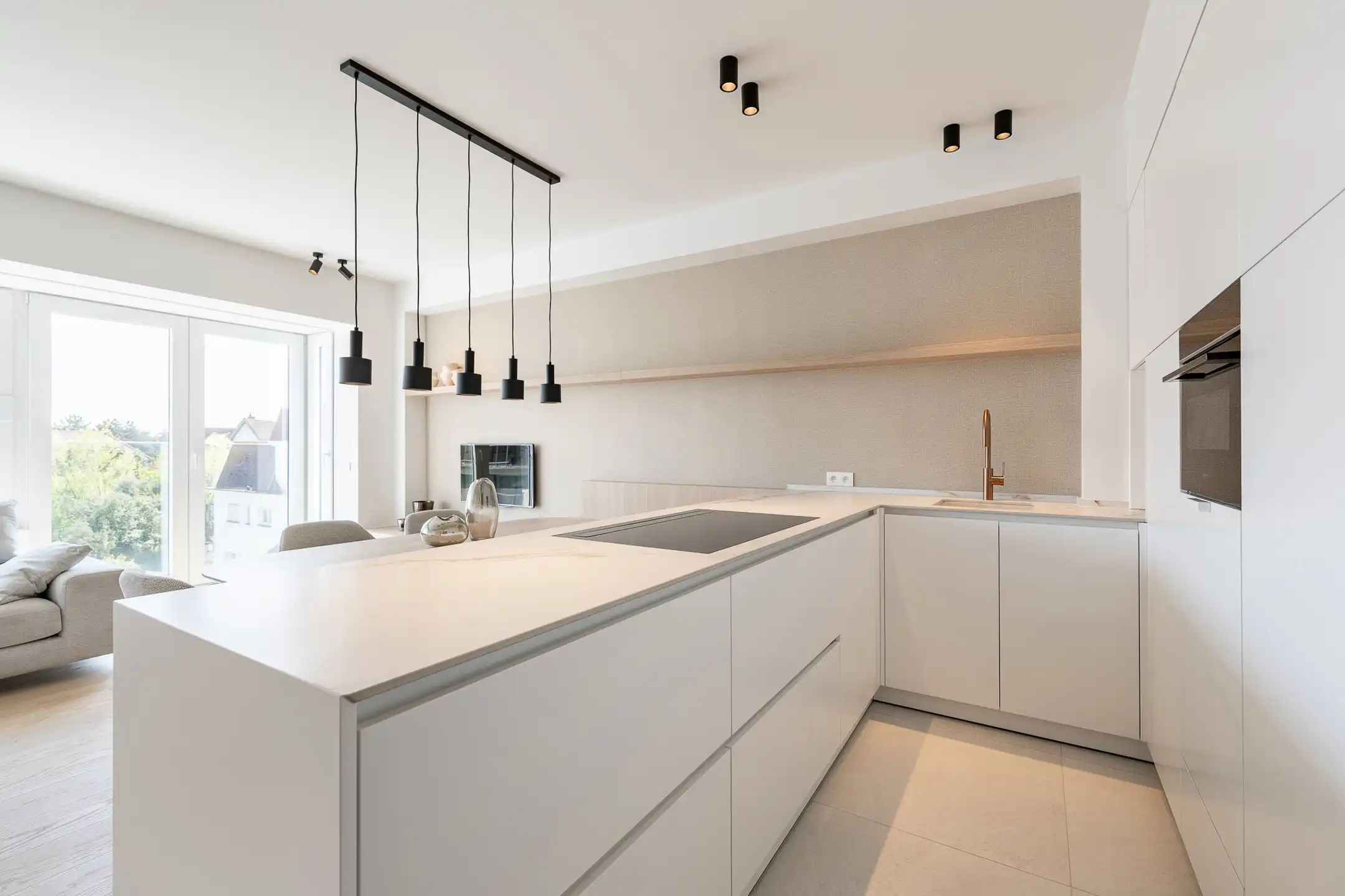 Elegant gerenoveerd appartement met open zicht in het Zoute foto 16