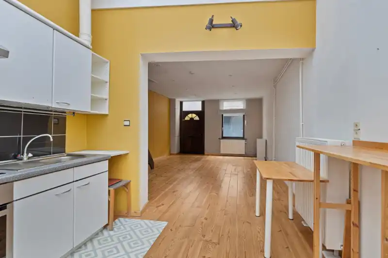 Gezellige stadswoning met 2 slaapkamers en tuin foto 4
