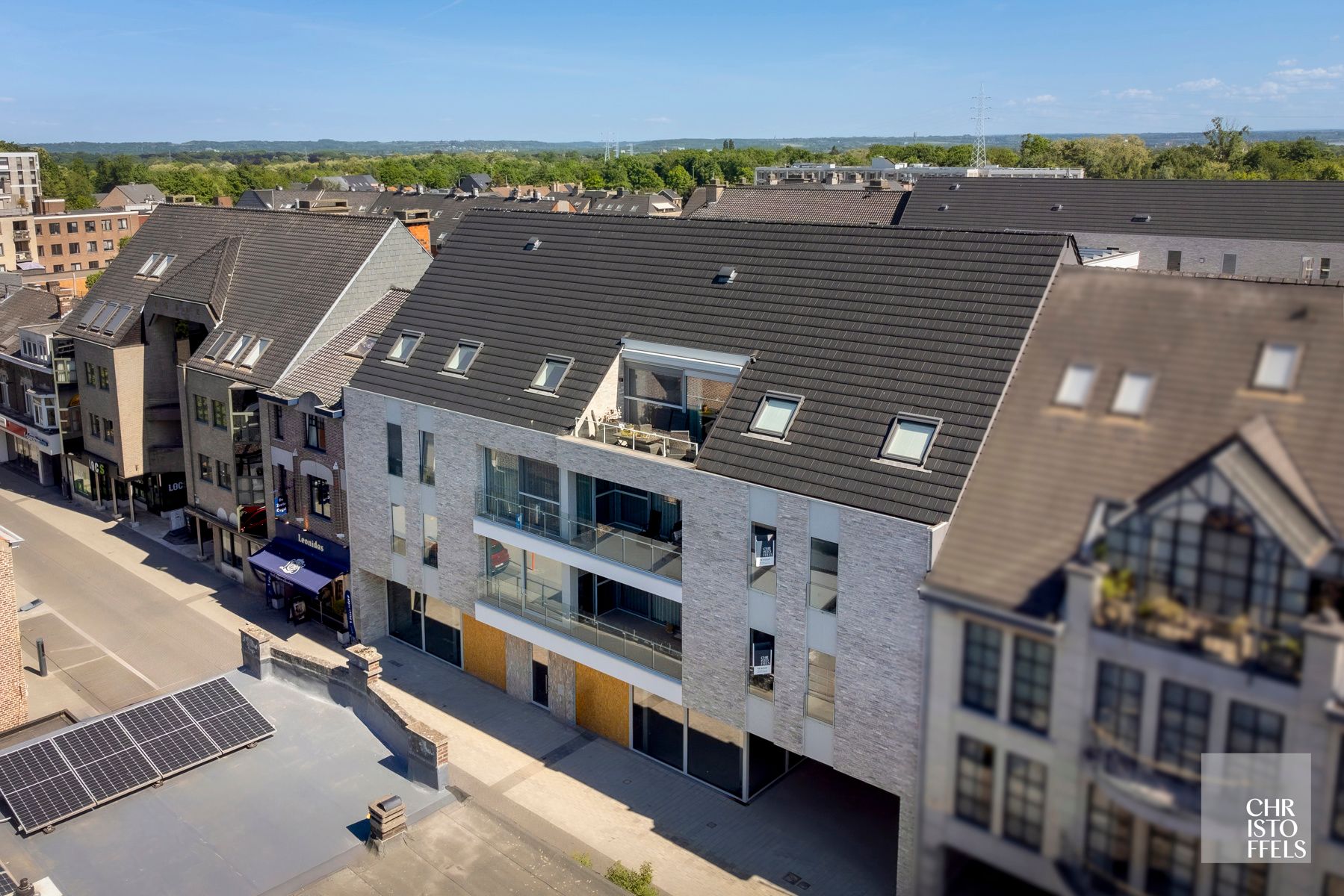 TE HUUR - Nieuwbouw 2-slaapkamerappartement in hartje Lanaken! foto 14