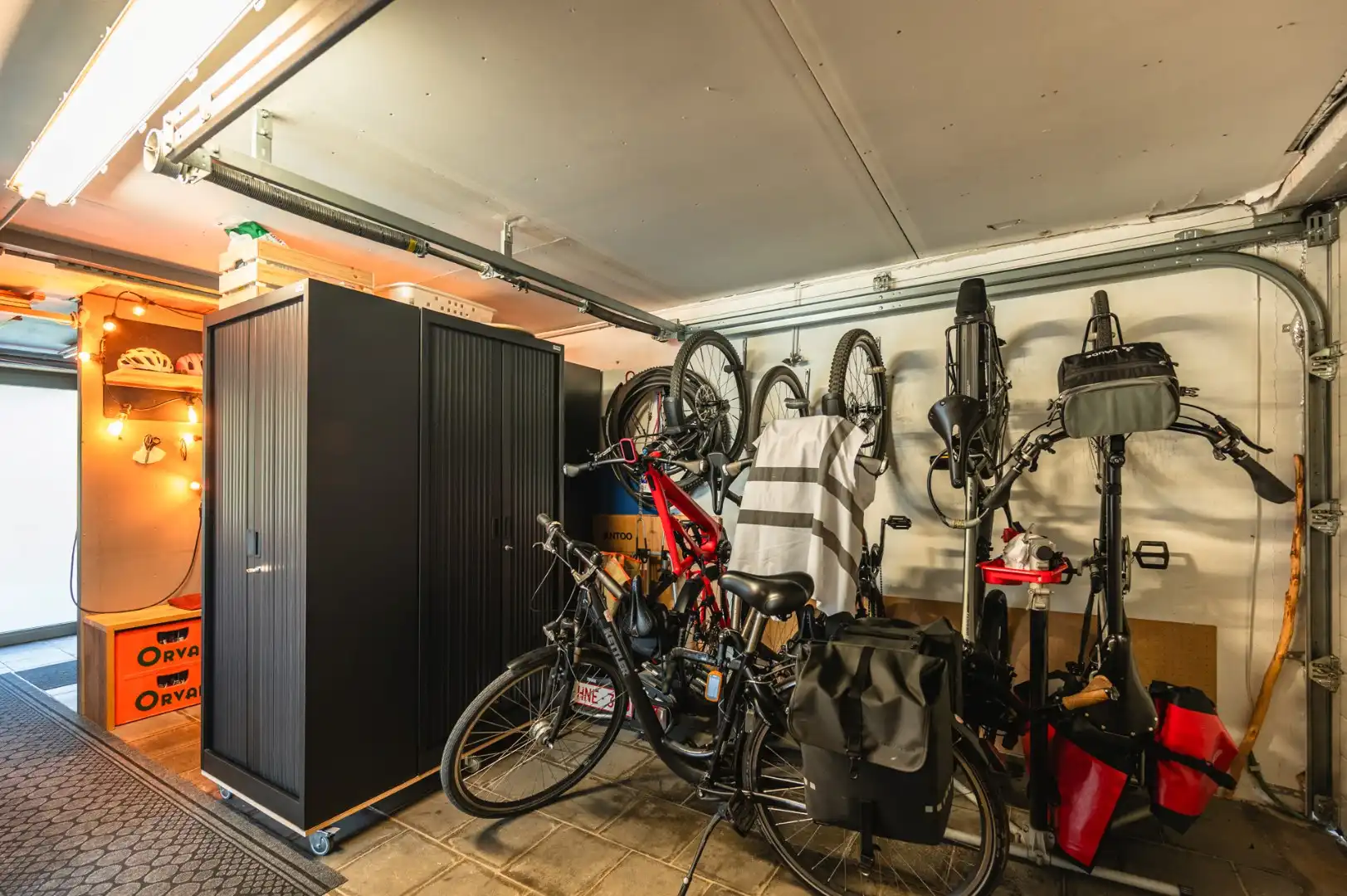 Geriefrijke woning met weelderige tuin, garage, EPC B in een doodlopende straat te Kuurne. foto 14