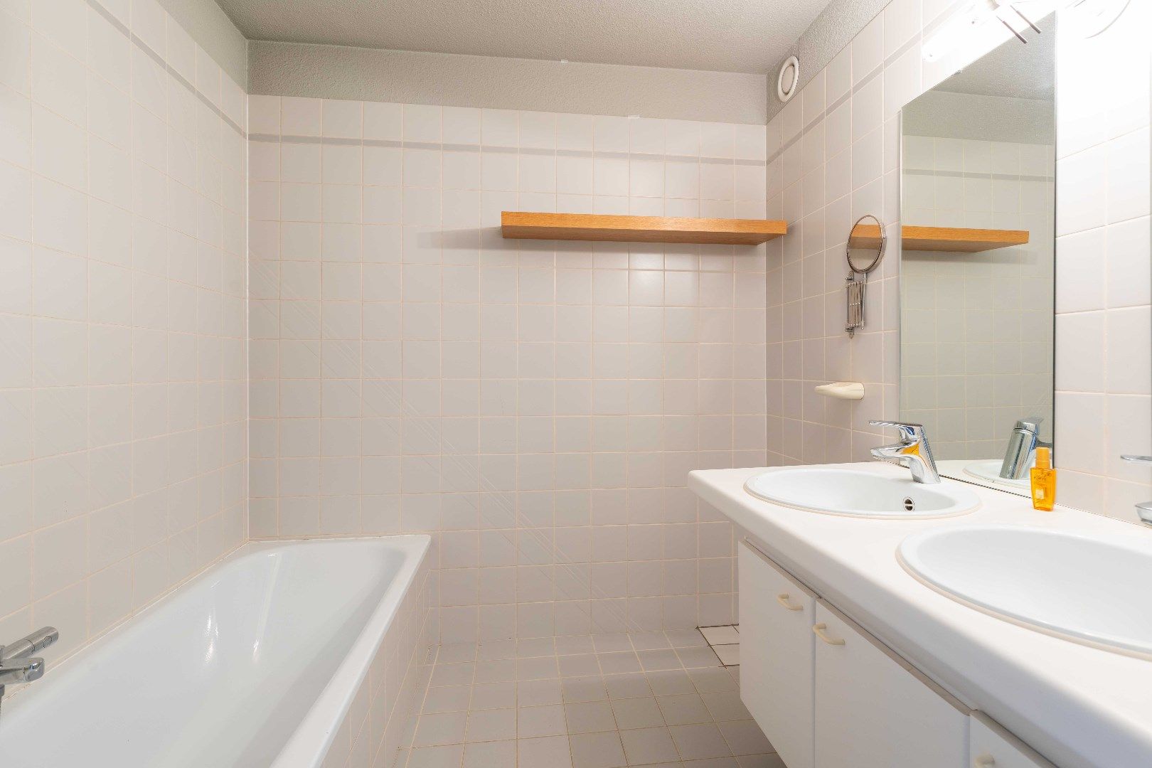 Ruim appartement met zonneterras, twee slaapkamers en gemeenschappelijke tuin in de aller beste buurt: Kristus-Koning! foto 15