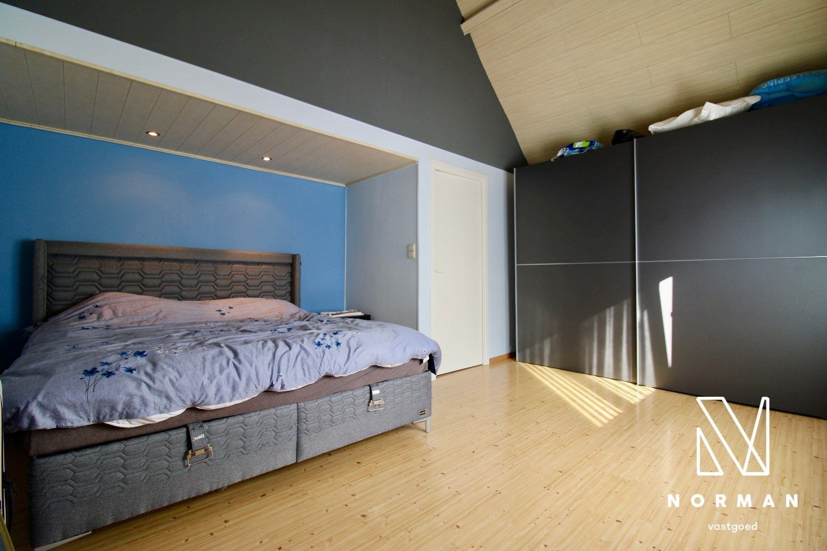 Instapklare woning in rustige straat te Rumbeke foto 14