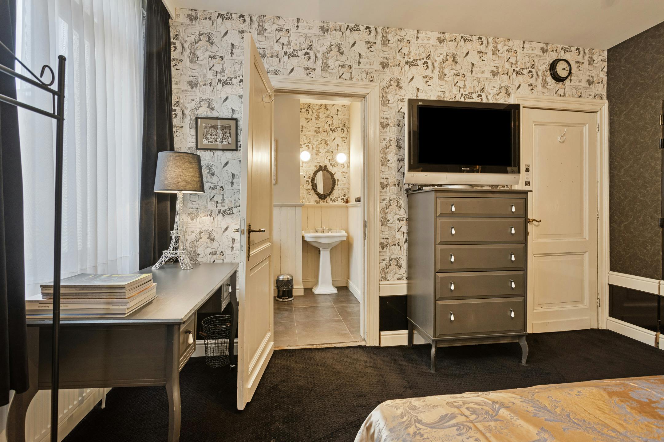 Charmant gerenoveerde B&B met woonst, winkel en handelsfonds foto 17