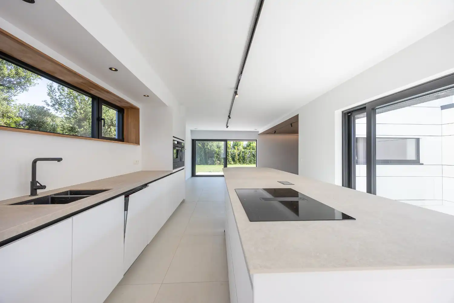 Moderne BEN-nieuwbouwwoning in rustige, residentiële wijk foto 12