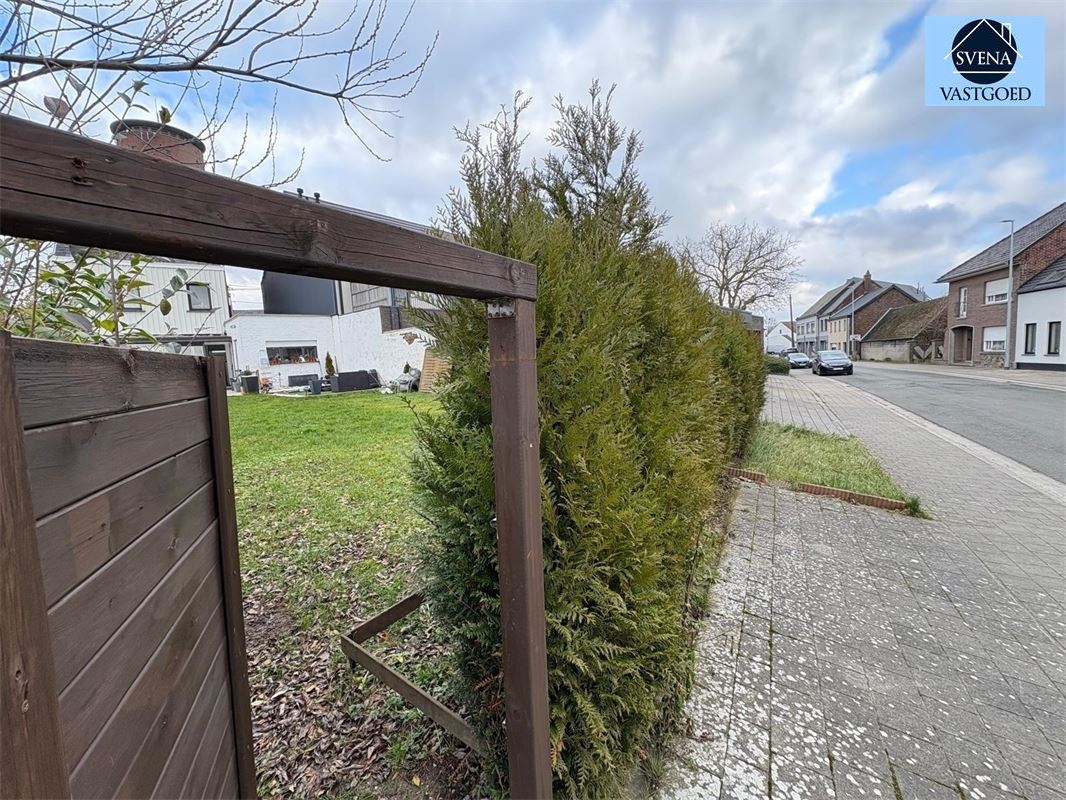 ZEER MOOIE EN EIGENTIJDSE WONING MET 4 SLAAPKAMERS foto 15