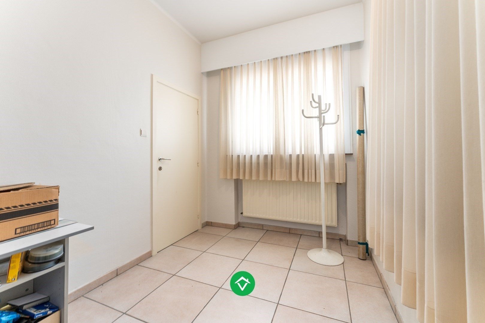 Ruime woning met 7 slaapkamers en loods (320m²) in centrum Roeselare foto 13