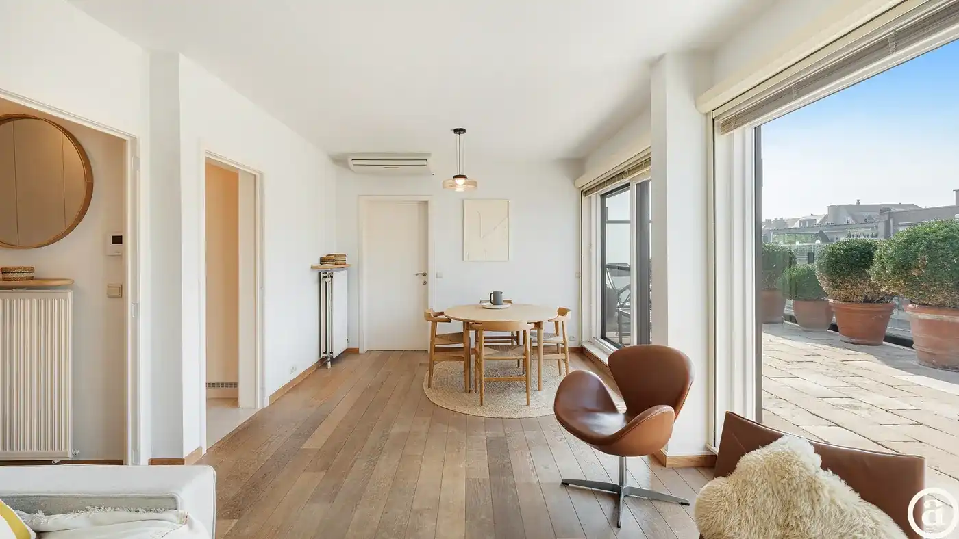 Penthouse appartement met grote zonneterrassen nabij strand  foto 5