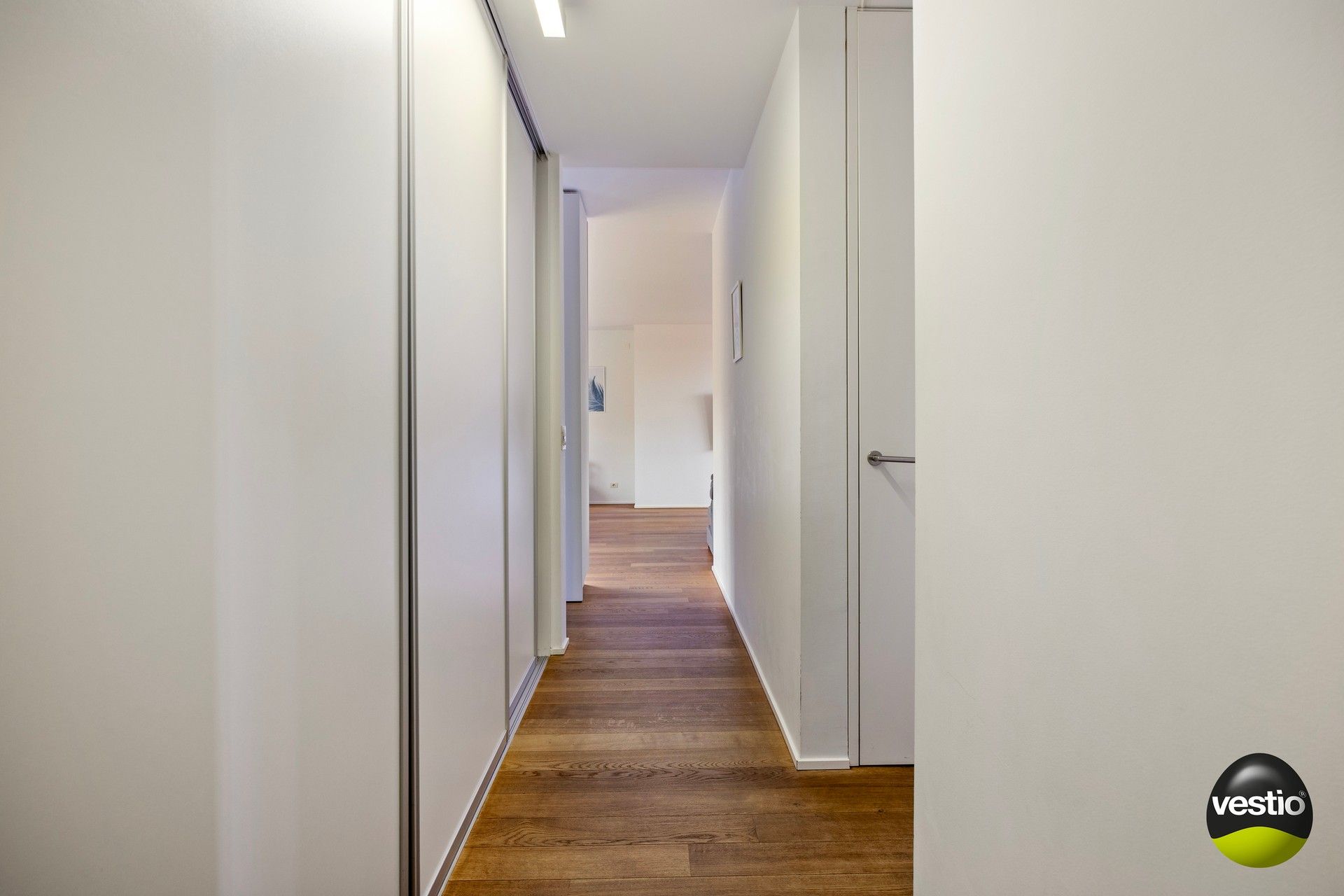 Luxueus dakappartement van 140 m² met 3 slaapkamers en 3 terrassen in hartje Hasselt. foto 3