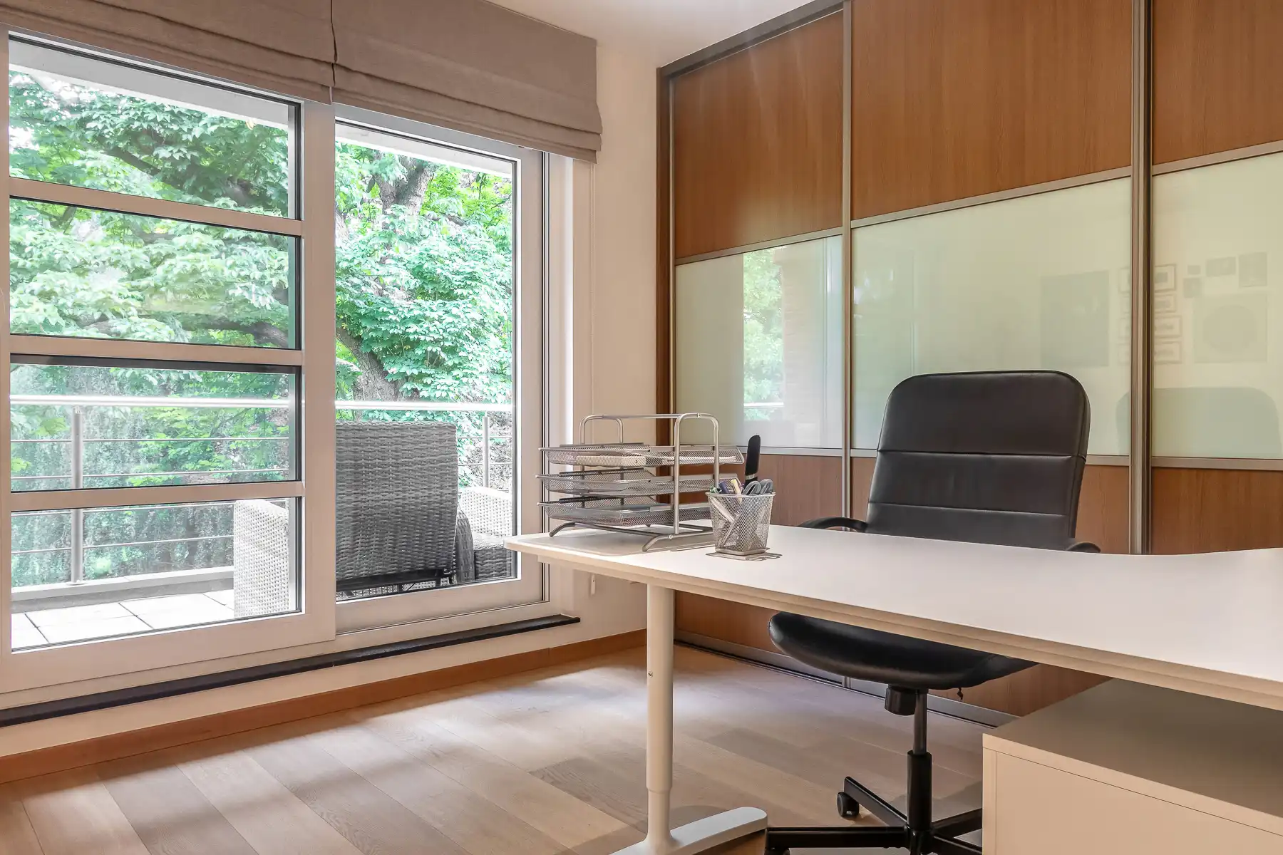 Investeringsappartement met 2 slaapkamers en dubbele garagebox foto 23